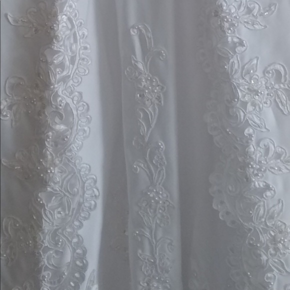 White Wedding Dress - Picture 9 of 10